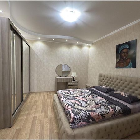 Home For You Тбилиси Екстериор снимка
